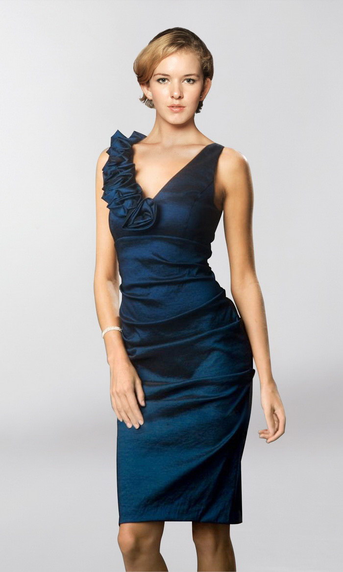 knee-length-dresses-know-how-navy-blue-dress